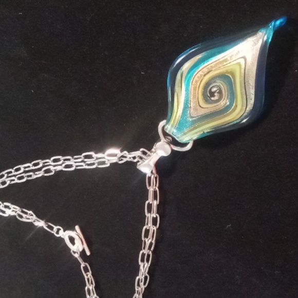 artisan glass pendant necklace on a doubled paperclip chain with toggle clasp - Picture 4 of 12